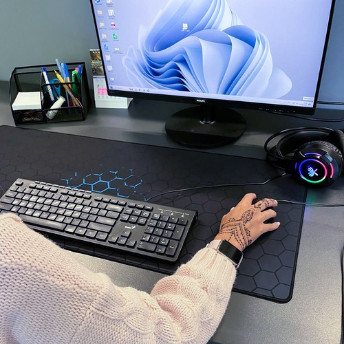 Gamingmusmatta XXL 90 x 40 cm – Skrivbordsmatta med Halkfri Gummibotten & Vattenavvisande Yta