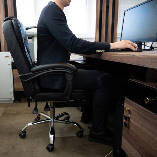 Kontorsstol med Fotstöd – Ergonomisk Skrivbordsstol i Konstläder med Lutningsfunktion
