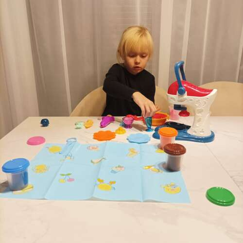 Modellera Lera Set – Kreativt Lekset med Formar, Spruta & 5 Färger